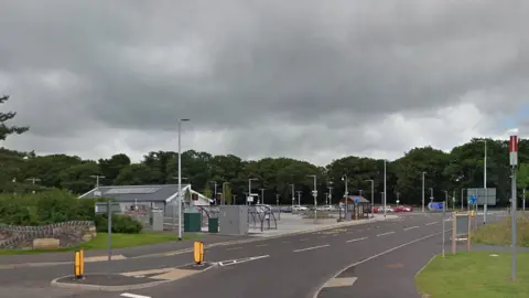 Google Tweedbank Station