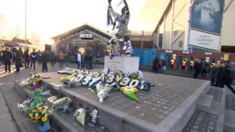 Floral tributes at Elland Road