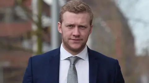 Pacemaker Stuart Olding