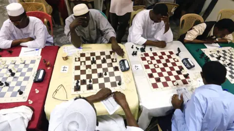 Reuters Chess players in Khartoum, Sudan - Friday 29 September 2017