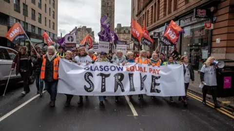 Strikes set to close Glasgow primary and nursery schools called off