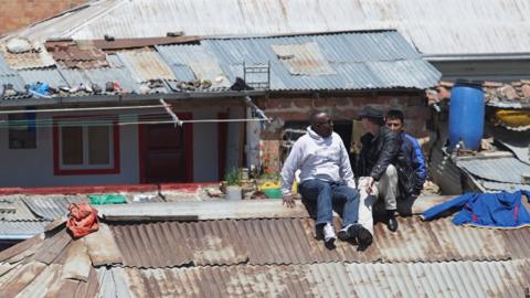 Bolivia's San Pedro 'tourist prison', 20 years on - BBC News