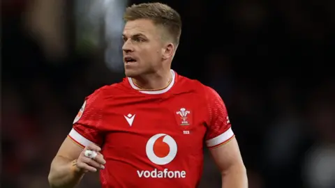 Gareth Anscombe in action for Wales