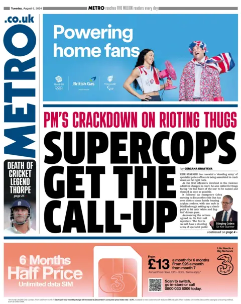  Supercops get the call-up