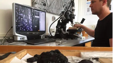 Volker Haag testing charcoal