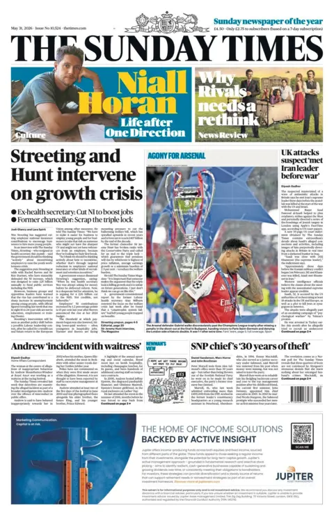 The headline on the front page of the Sunday Times reads: “Streeting and Hunt intervene on growth crisis”. 