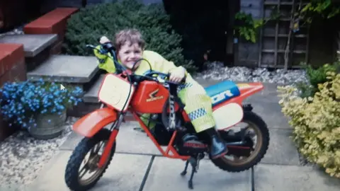 NORRIS FAMILY Sam Norris