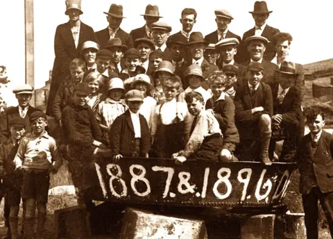 Alamy Denby Dale pie dish