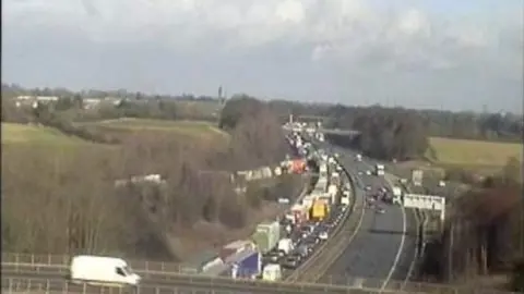 Highways England Tailbacks on the M1