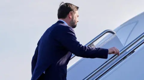 Reuters Vance boards AF2 to Islamabad