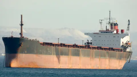 Oil tanker