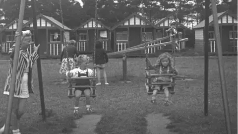 DPS Family photo from the 1940s