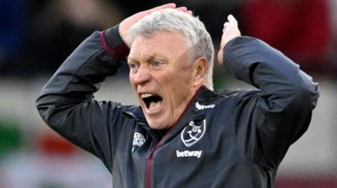 West Ham manager David Moyes reacts during a Premier League game against Nottingham Forest