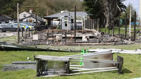 South Beds News Agency Fire at The White Horse, Tea Green