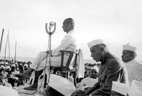 Chicago Radio/Motwane Patel with Nehru