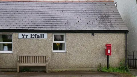 Llanddaniel Fab post office