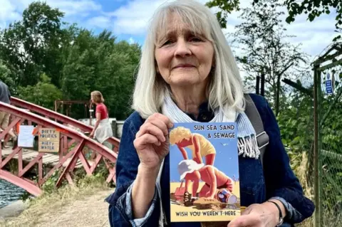 Suzanne Williams XR protest