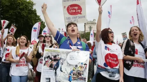 PA Nurses protesting