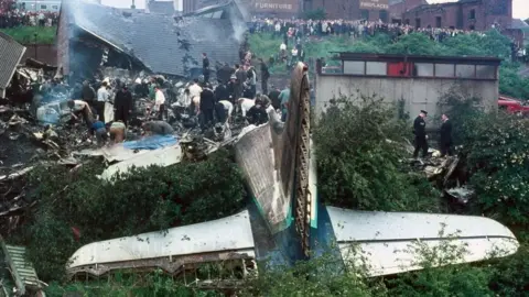 Gordon Austin Griffin Stockport air disaster