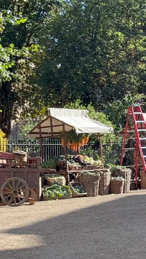 A Victorian vegetable stand