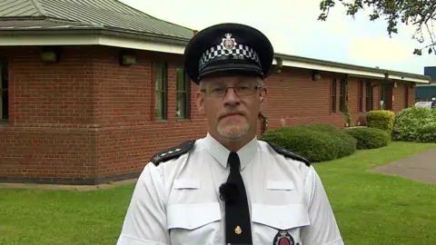Live chat facility 'creates capacity' for 999 calls says Essex Police