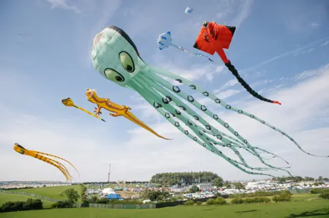 Andrew Whitton Kites at Beat-Herder 2022