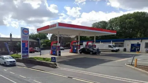 A google maps image of the Tesco Esso Express forecourt on Keighley Road 