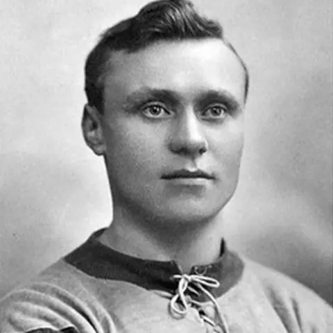 footballandthefirstworldwar.org Dicky Bond