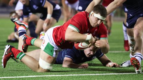 Morgan Morse will pack down at number eight to win a record 24th Wales U20 cap