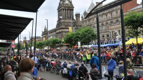 Leeds City Council Spectators on The Headrow