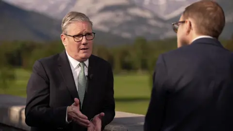Keir Starmer and Chris Mason in Canada at the G7