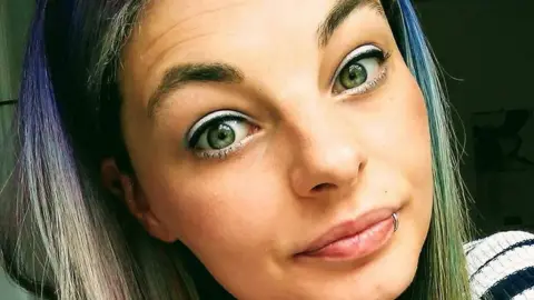 Facebook Abigail Leatherland