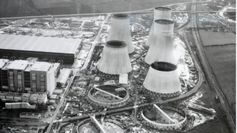 Page One Photography Power station