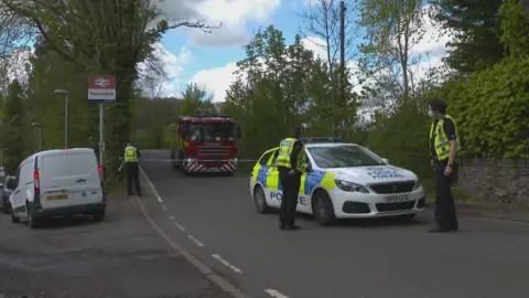 Police and fire services near scene