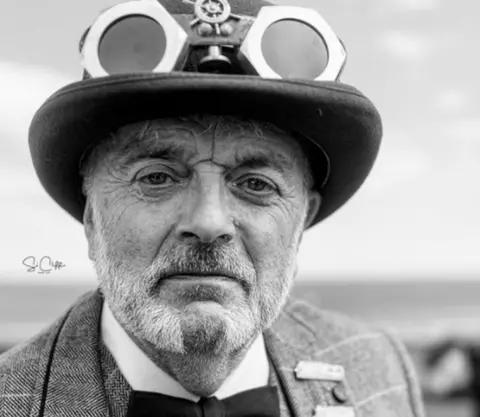 Simon Cliff Whitby Steampunk Weekend