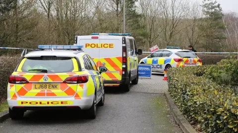 South Beds News Agency Police at scene