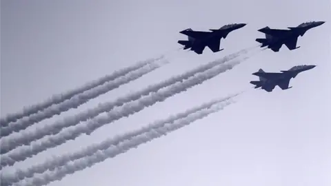 Getty Images Indian Air Force's Sukhoi SU-30 MKI fighter jet flies past Kartvyapath during the 74th Republic Day celebrations on January 26, 2023 in New Delhi, India.