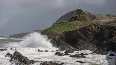 Ed Parkinson A windy day in Ilfracombe