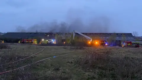 Nottinghamshire Fire and Rescue Service Fire in Stanton by Dale