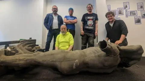 Turntable Gallery Statue at the gallery