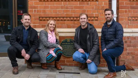 LINCOLN CITY COUNCIL Snips the dog will soon have his own statue as well as a plaque in Lincoln