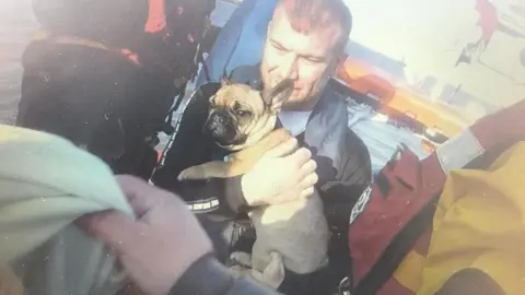 GY and Gorleston RNLI Dog rescued from listing boat in Norfolk