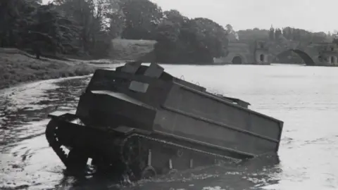 Blenheim Palace Testing landing craft at Blenheim Palace