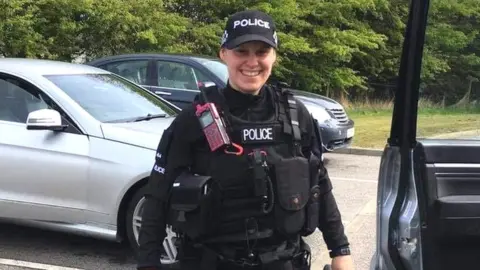 Sacked MoD Police officer wins sexist fitness case