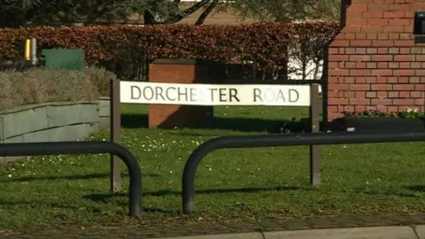 Dorchester Road sign