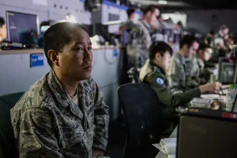 News 1 The Korean Air Operation Centre, where South Korean and U.S. militaries work together to defend against a North Korean attack.