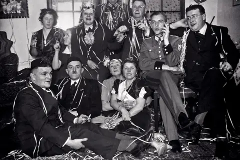 Derek Niemann New Year's Eve Nazi party 1938 in the Niemann house