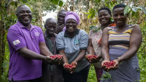 Jenipher's Coffi Farmers in the Mbale region of Uganda