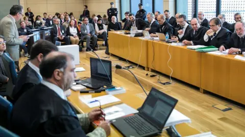 EPA Opening of Russian mafia trial, 19 Feb 18