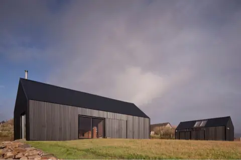 David Barbour The Black Shed - Mary Arnold-Forster Architect (c) David Barbour.jpg